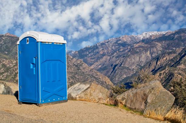 Porta potty delivery and setup in Lahaina, HI